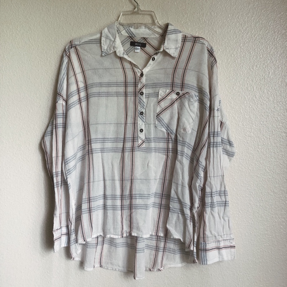 Light plaid top #urbanoutfitters